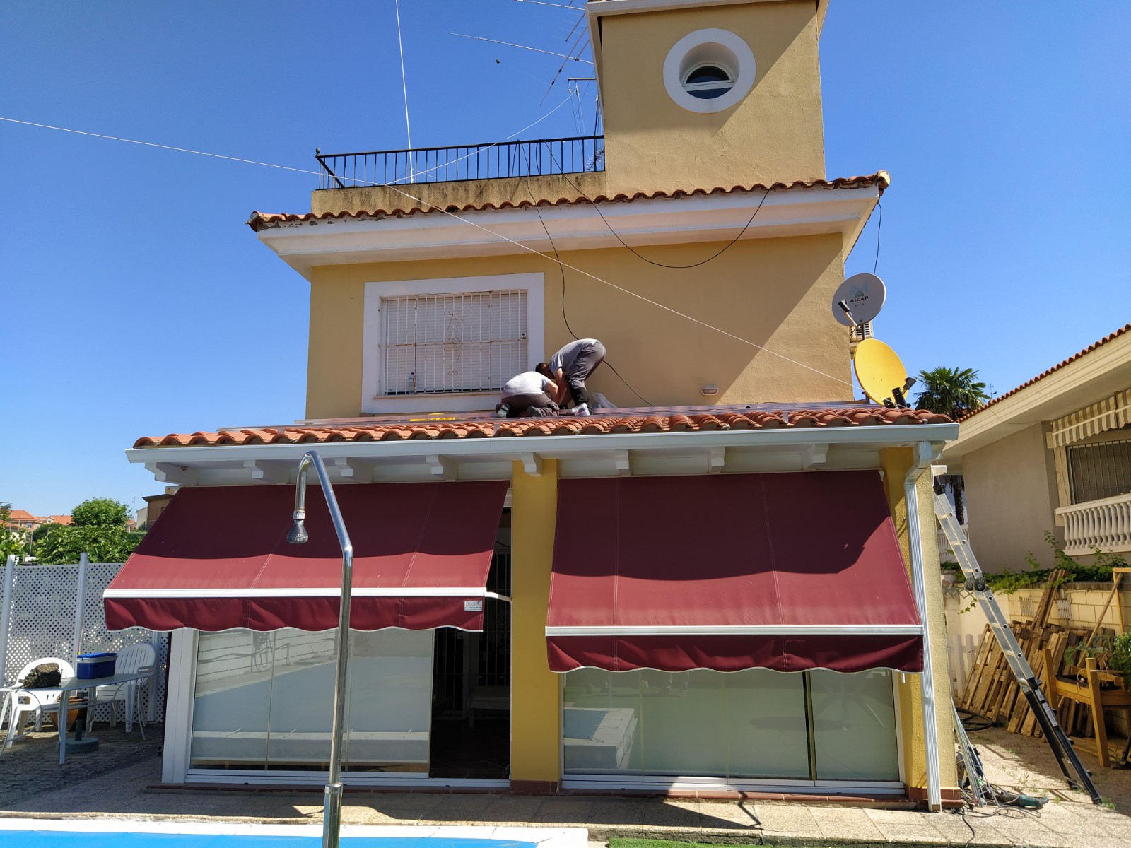 Imagen de instalación de autoconsumo instantáneo de 5000w con compensación de excedentes