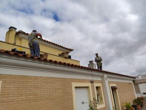 Imagen de instalación de autoconsumo instantáneo de 2000w con compensación de excedentes